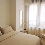 شقة La Terraza De La Vega - Ubicacion Inmejorable , Wifi , Terraza Y Parking Gratuito *