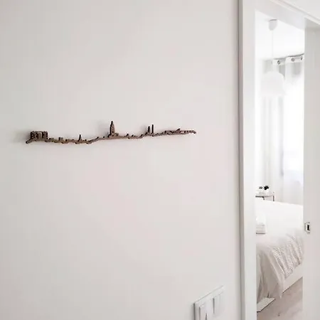 La Terraza De La Vega - Ubicacion Inmejorable , Wifi , Terraza Y Parking Gratuito * Oviedo