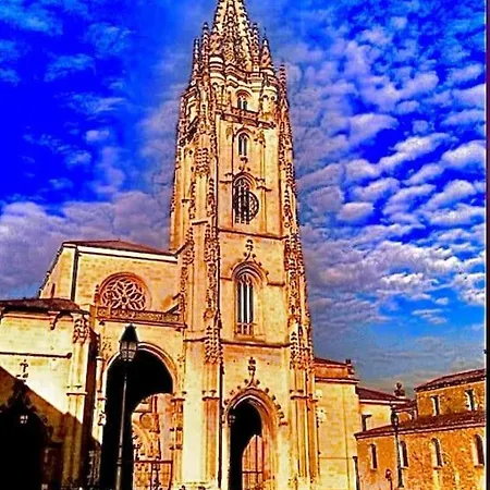 La Terraza De La Vega - Ubicacion Inmejorable , Wifi , Terraza Y Parking Gratuito Appartamento Oviedo