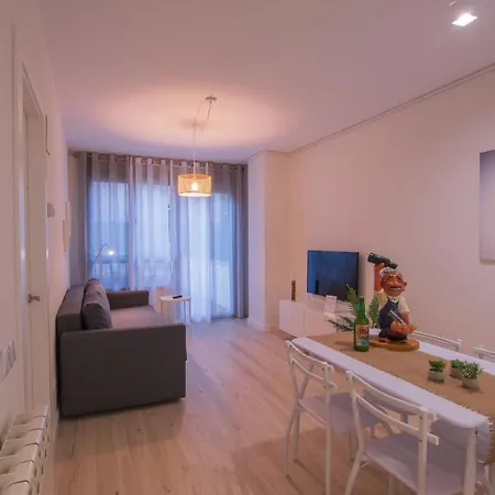 דירה La Terraza De La Vega - Ubicacion Inmejorable , Wifi , Terraza Y Parking Gratuito *