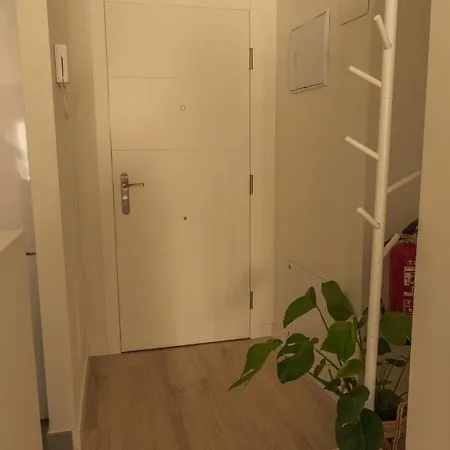 La Terraza De La Vega - Ubicacion Inmejorable , Wifi , Terraza Y Parking Gratuito *