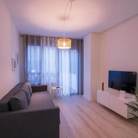 Διαμέρισμα La Terraza De La Vega - Ubicacion Inmejorable , Wifi , Terraza Y Parking Gratuito *