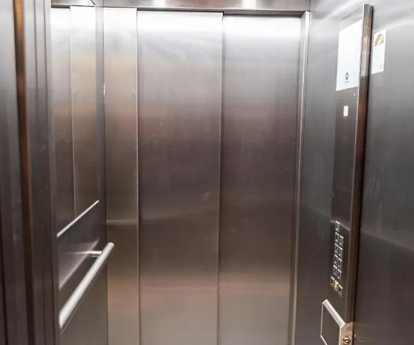 La Terraza De La Vega - Ubicacion Inmejorable , Wifi , Terraza Y Parking Gratuito Appartement Oviede